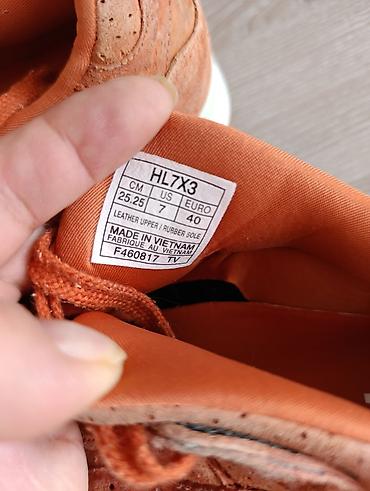 Кроссовки и спортивная обувь: Мужские кроссовки, 40, Asics, Б/у, цвет - Оранжевый, Самовывоз — 2
