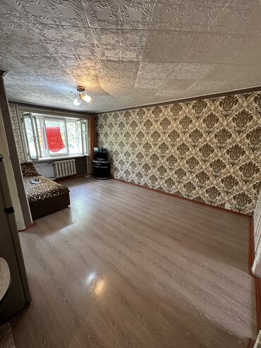 барачные дома: 2 комнаты, 45 м², 1 этаж