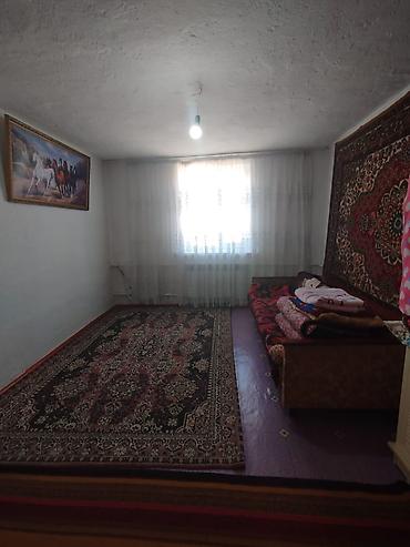 Продажа коттеджей и домов: Срочно продается двухэтажный дом со всеми удобствами, на первом этаже — 6