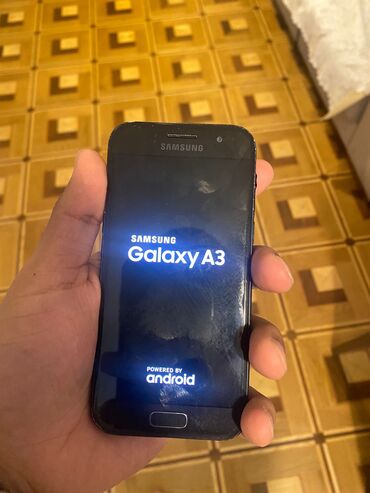 işlənmiş telefonlar a3: Samsung Galaxy A3 2017, 16 GB, rəng - Qara
