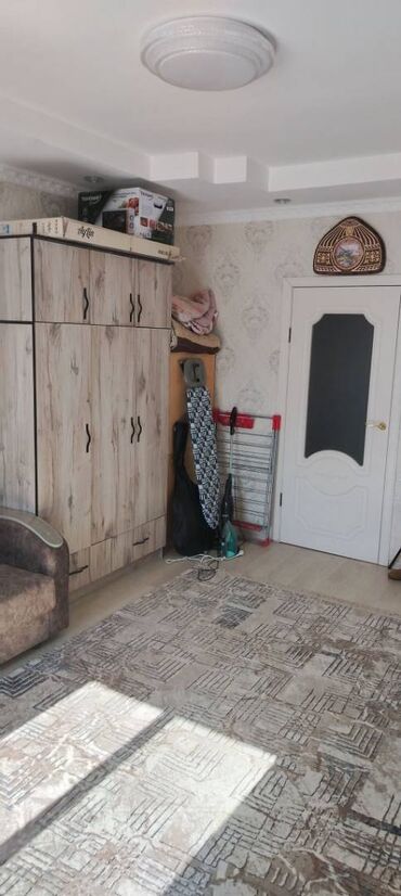 я ищу дом кызыл аскер: 1 бөлмө, 35 кв. м, Жеке план, 2 кабат, Евроремонт