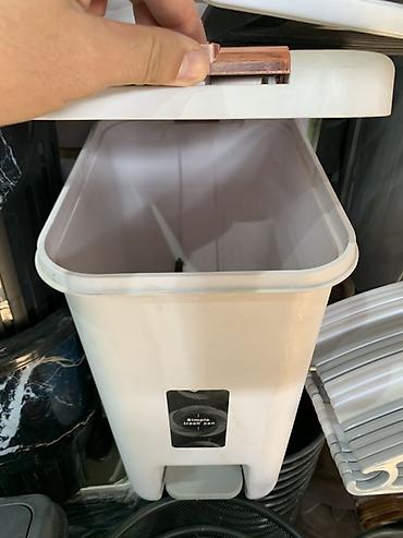 мусорный бак пластиковый: Педальное ведро для мусора Simple Trash Can - Тип: напольное ведро с — 2