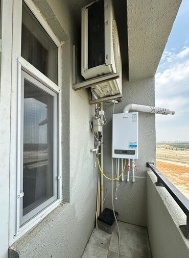 Uzunmüddətli kirayə mənzillər: Ev kiraye verilir, Hövsan mida 2 bina 17 mənzil 27,8ci mertebe, 3otaq — 8