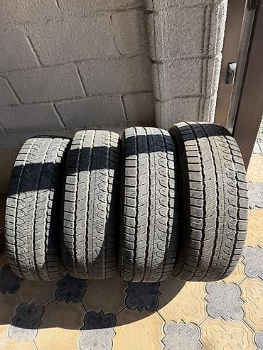 stud 100: Комплект из 4 зимних шин Nexen Winguard (шипов нет), размер 245/60 R18 — 1