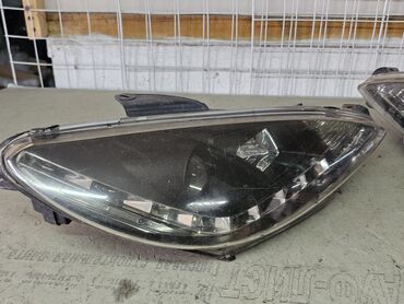 Передние фары: Комплект передних фар Peugeot 2000 г., Б/у, Аналог — 18