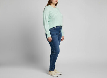 pull and bear swetry: Women`s sweater, size 4XL