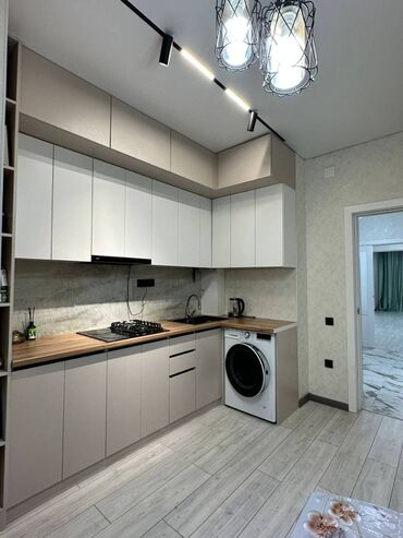 барачный дом: 2 комнаты, 78 м², Элитка, 4 этаж, Евроремонт