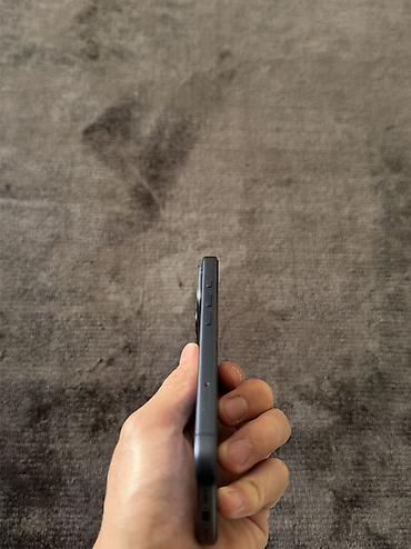 Уюлдук телефондор жана аксессуарлар: IPhone 17 Pro, Колдонулган, 512 ГБ, Көк, Коргоочу айнек, 100 % — 4