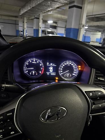 Продажа авто: Hyundai Sonata: 2018 г., 2 л, Автомат, Бензин, Седан — 9