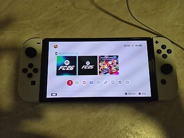 kacenje tv na gipsani zid: Nintendo Switch OLED – Mario Kart 8 Deluxe bundle (bela verzija) - — 1