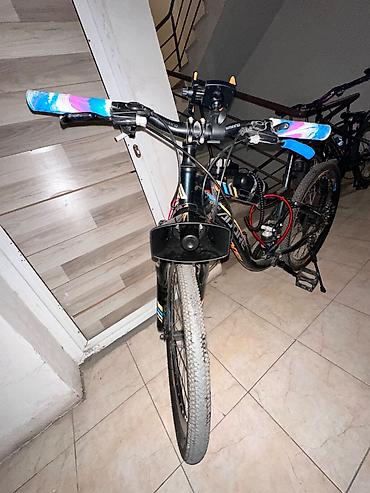 Şəhər və yüngül off-road üçün tam təchizatlı velosiped Xüsusiyyətlər