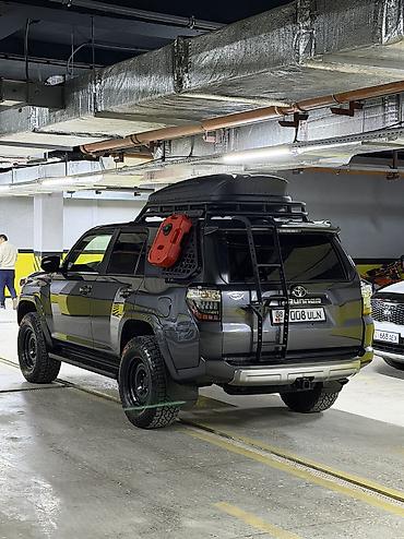 Продажа авто: Toyota 4Runner: 2021 г., 4 л, Автомат, Бензин, Внедорожник — 6
