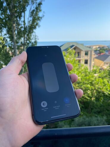 Apple iPhone: IPhone 11, 128 GB, Qara, Face ID