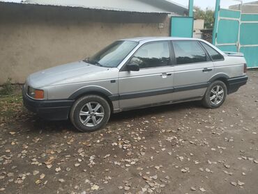 абди 80: Volkswagen Passat: 1989 г., 1.8 л, Механика, Газ, Седан