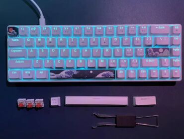pubg klaviatura: HXSJ KEYBOARD. YENİ Red swichdir. Ümumiyyətlə istifadə olunmayıb