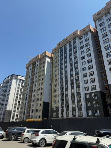 2 комнатная квартира в джале: 2 бөлмө, 69 кв. м, Элитка, 3 кабат, ПСО (өзү оңдоп түзөтүп бүтүү үчүн)