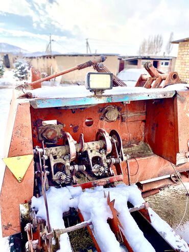 Тюковые пресс-подборщики: Прессподборшик киргизстан с германскими вязальным аппаратом — 3