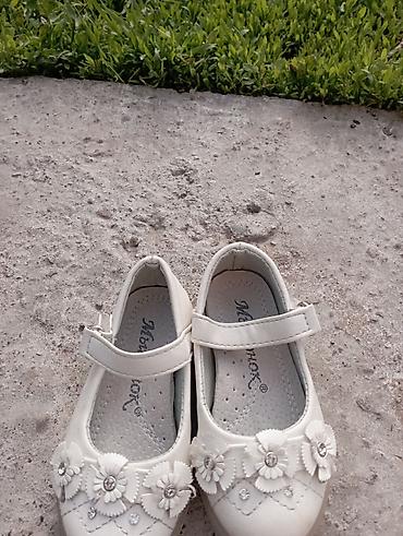 Детская обувь: Детская обувь на девочку . Белые сапожки с бантиком внутри с мехом — 4