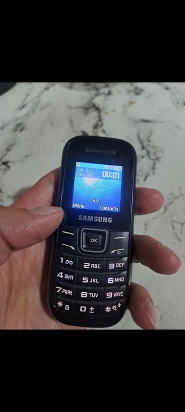 samsunq s 23: Samsung GT1200, rəng - Qara