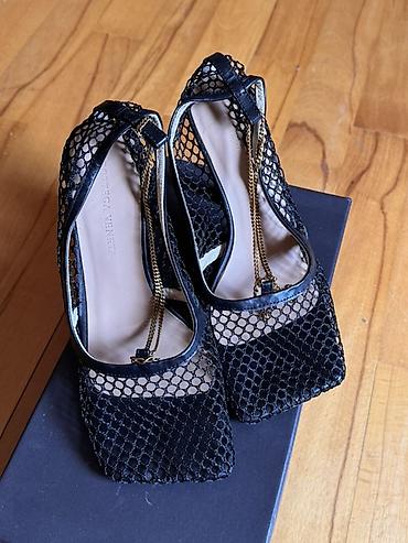 nabuk ayaqqabi: Bottega Veneta qadın baletləri – Mesh/tor dizaynlı, kvadrat burunlu — 1