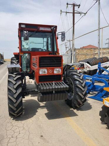 satılan traktorlar: Traktor 2021 il, Yeni