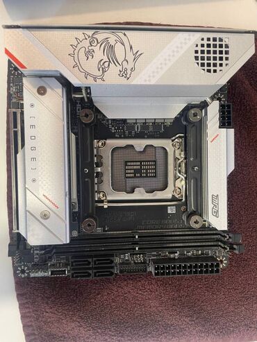материнские платы ddr4: Энелик плата, Колдонулган, MSI, LGA1700, Mini-ITX, ПК үчүн