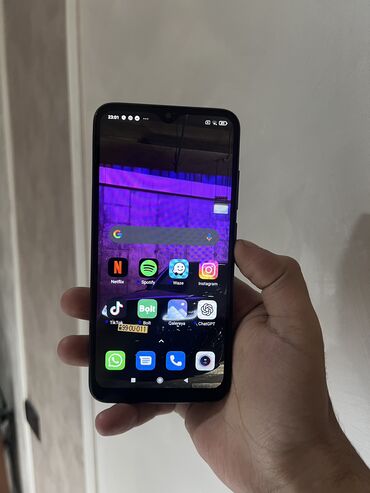 Redmi: Redmi 8, 64 GB — 1