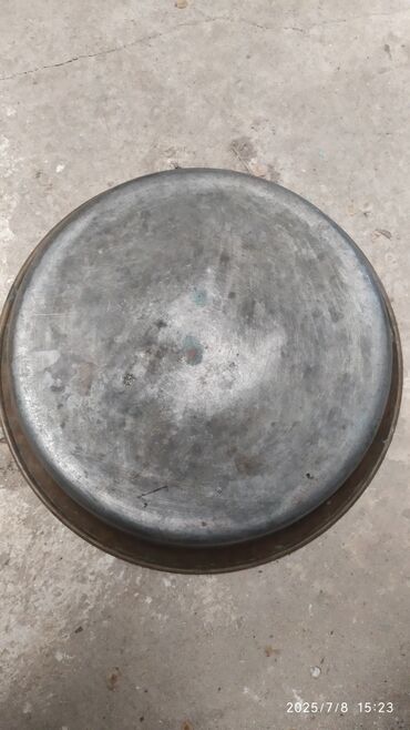 Bağ və bostan üçün digər məhsullar: Mis qazanlar və ləyən, prablemi deşiyi yoxdur əla vəziyyətdədir. hər — 6