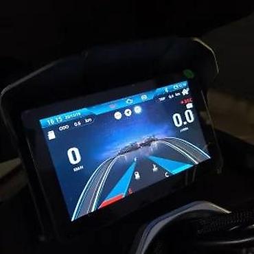 Ostali motocikli i skuteri: Sportski skuter 300 cm³ – moderni maxi dizajn - Agregat — 17