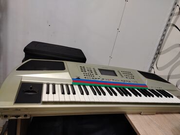 Akkordeonlar: Sintezator, Korg, Yeni, Pulsuz çatdırılma
