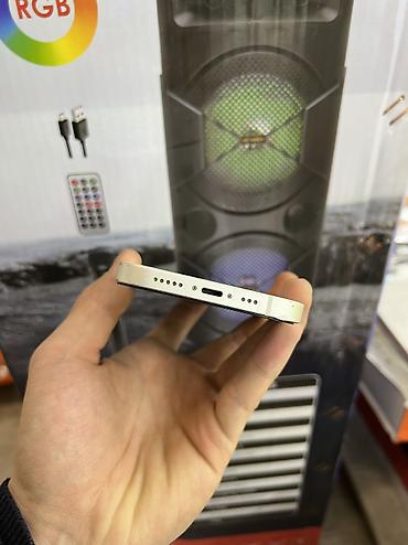 Apple iPhone: IPhone 13, Б/у, 128 ГБ, Белый, Защитное стекло, Чехол, Кабель, 76 % — 5