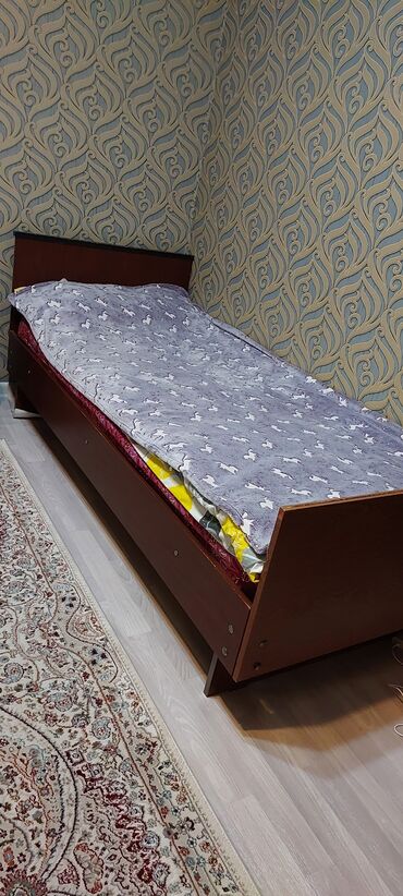 советские металлические кровати: Односпальная Кровать, Б/у