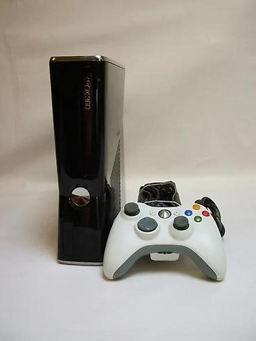 Xbox 360 & Xbox: ⬆️⬆️⬆️U ponudi xbox 360 Slim model. Konzola je piano black obrada — 6