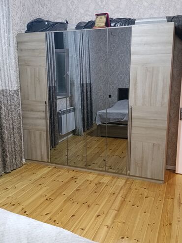 Divan və masa dəstləri: Kupe, 6 qapı Düz dolab, Qarderob, paltar dolabı