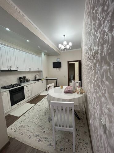 строка продажа квартир в бишкеке: 4 комнаты, 136 м², Элитка, 12 этаж, Дизайнерский ремонт