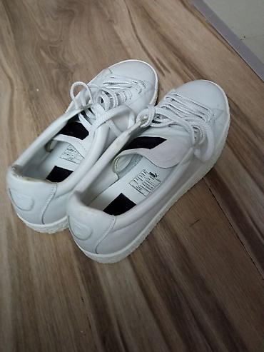 Trainers: Bele patike – klasičan niskoprofilni model - Boja: bela, jednobojne - — 3