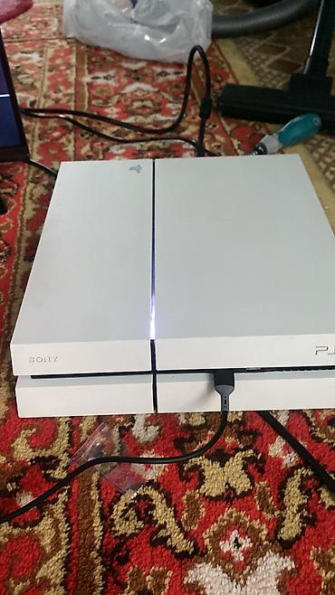 паровой утюг лаура стар: PlayStation 4 (белая) + аксессуары и игра Состав: - Игровая консоль — 2