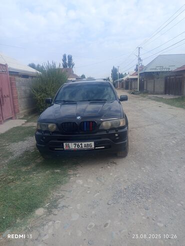машины нива: Черный внедорожник BMW X5, подходящий для различных дорожных условий