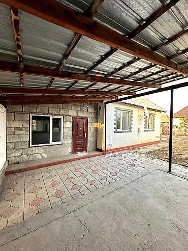 Продажа коттеджей и домов: Продаётся домовладение с закрытым двором и капитальным забором из — 6