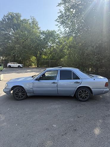 ешка герман: Mercedes-Benz W124: 1993 г., Механика, Бензин, Седан — 4