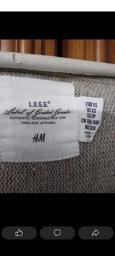 pantalone bele: 600din — 2