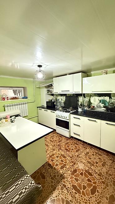 Продажа коттеджей и домов: 5 комнат, 178 м², 5 соток, Бишкек, Учкун мкр Собственник — 13