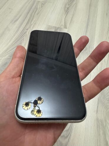 Manometers: IPhone 11, 64 GB