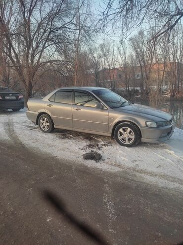 Honda: Honda Accord: 1998 г., 2 л, Автомат, Бензин, Седан