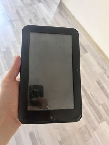 Аксессуары для ПК: Artes markalı, qara rəngli planşet. Model nömrəsi J791 / 4GB-dır