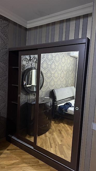 Yataq otağı mebel dəsti – tünd qəhvəyi, parlaq (laklı) səthli