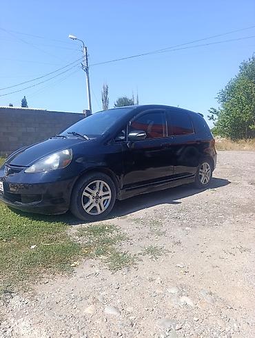коврик: Honda Jazz: 2008 г., 1.5 л, Автомат, Бензин, Хэтчбэк — 2