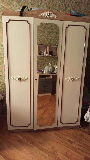 NuridrDolab
Satılır 200₼
Ünvan Qaraçuxur 
K2627
NURİDƏ