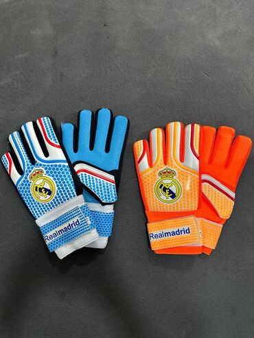 перчатки для футбола: Перчатки воротаря, воротарские перчатки, для футбола, мячи