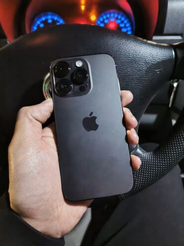 айфон 14 пор: IPhone 14 Pro, Колдонулган, 128 ГБ, Black Titanium, Каптама, Коргоочу айнек, 93 %